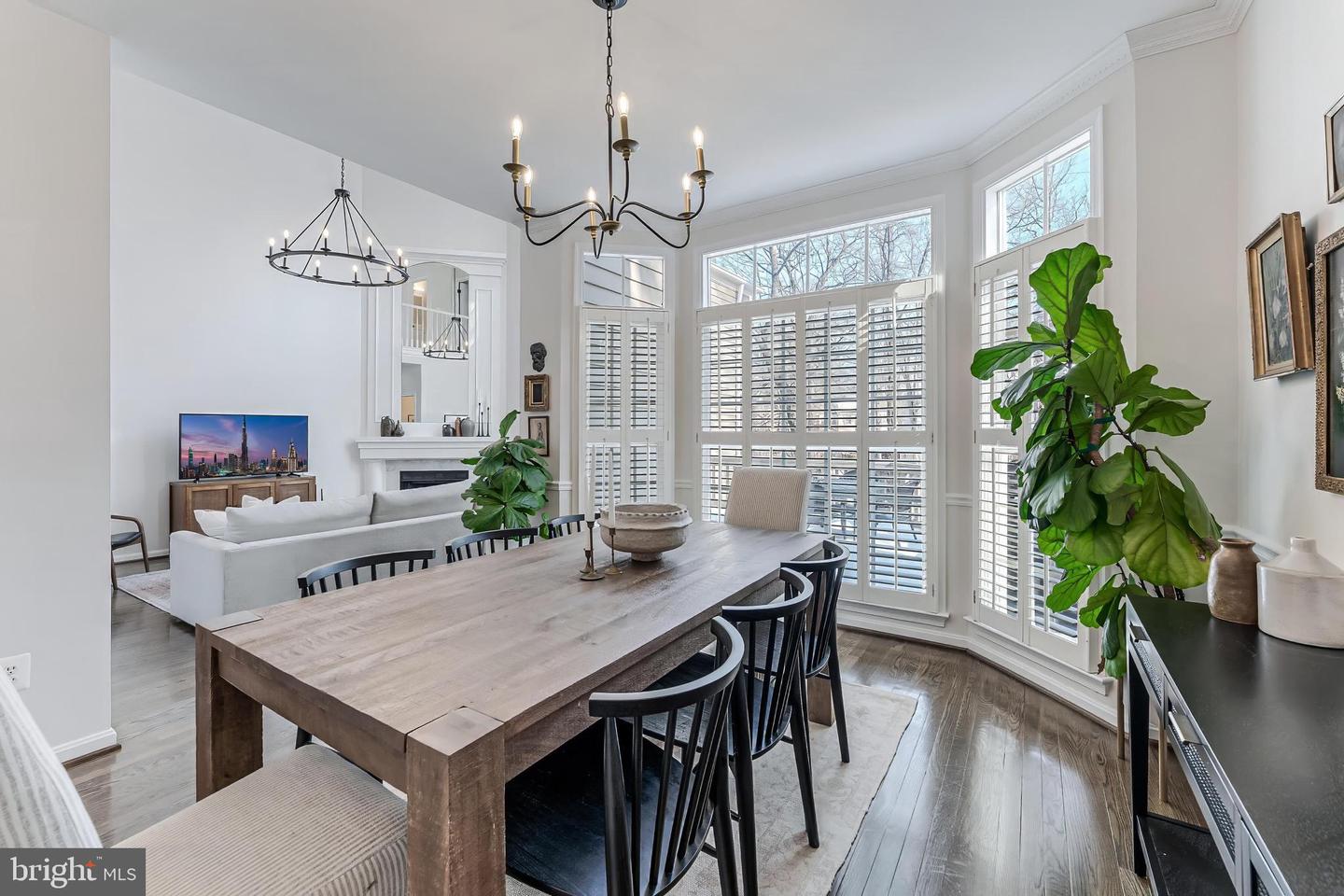 11426 HOLLOW TIMBER CT, RESTON, Virginia 20194, 3 Bedrooms Bedrooms, ,2 BathroomsBathrooms,Residential,For sale,11426 HOLLOW TIMBER CT,VAFX2286856 MLS # VAFX2286856