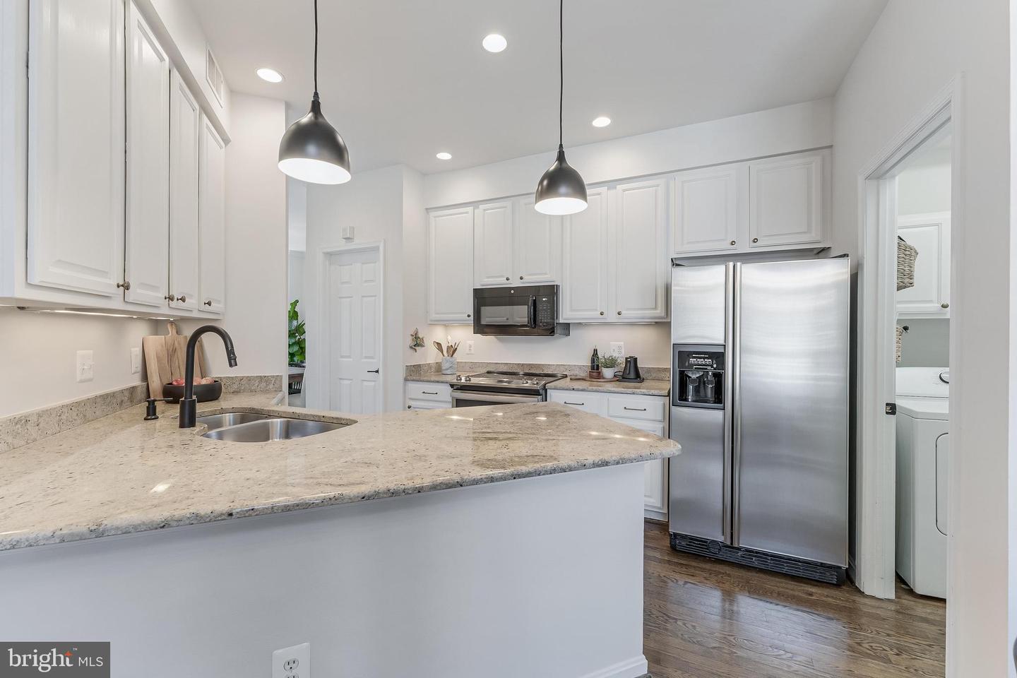 11426 HOLLOW TIMBER CT, RESTON, Virginia 20194, 3 Bedrooms Bedrooms, ,2 BathroomsBathrooms,Residential,For sale,11426 HOLLOW TIMBER CT,VAFX2286856 MLS # VAFX2286856