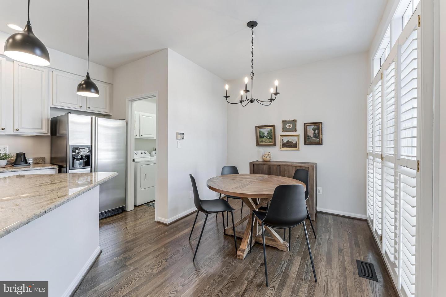 11426 HOLLOW TIMBER CT, RESTON, Virginia 20194, 3 Bedrooms Bedrooms, ,2 BathroomsBathrooms,Residential,For sale,11426 HOLLOW TIMBER CT,VAFX2286856 MLS # VAFX2286856