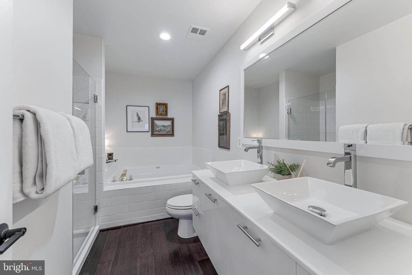 11426 HOLLOW TIMBER CT, RESTON, Virginia 20194, 3 Bedrooms Bedrooms, ,2 BathroomsBathrooms,Residential,For sale,11426 HOLLOW TIMBER CT,VAFX2286856 MLS # VAFX2286856