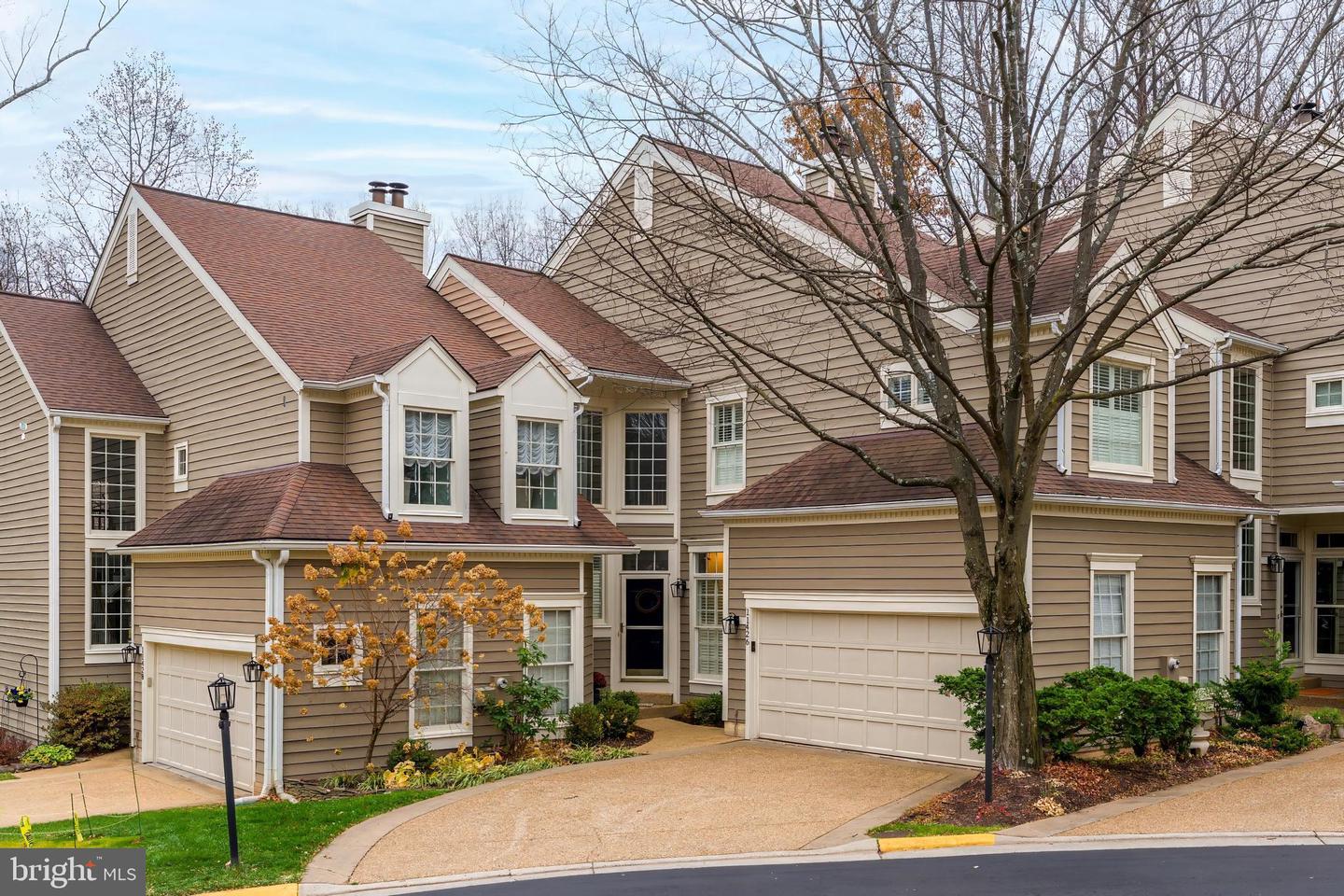 11426 HOLLOW TIMBER CT, RESTON, Virginia 20194, 3 Bedrooms Bedrooms, ,2 BathroomsBathrooms,Residential,For sale,11426 HOLLOW TIMBER CT,VAFX2286856 MLS # VAFX2286856