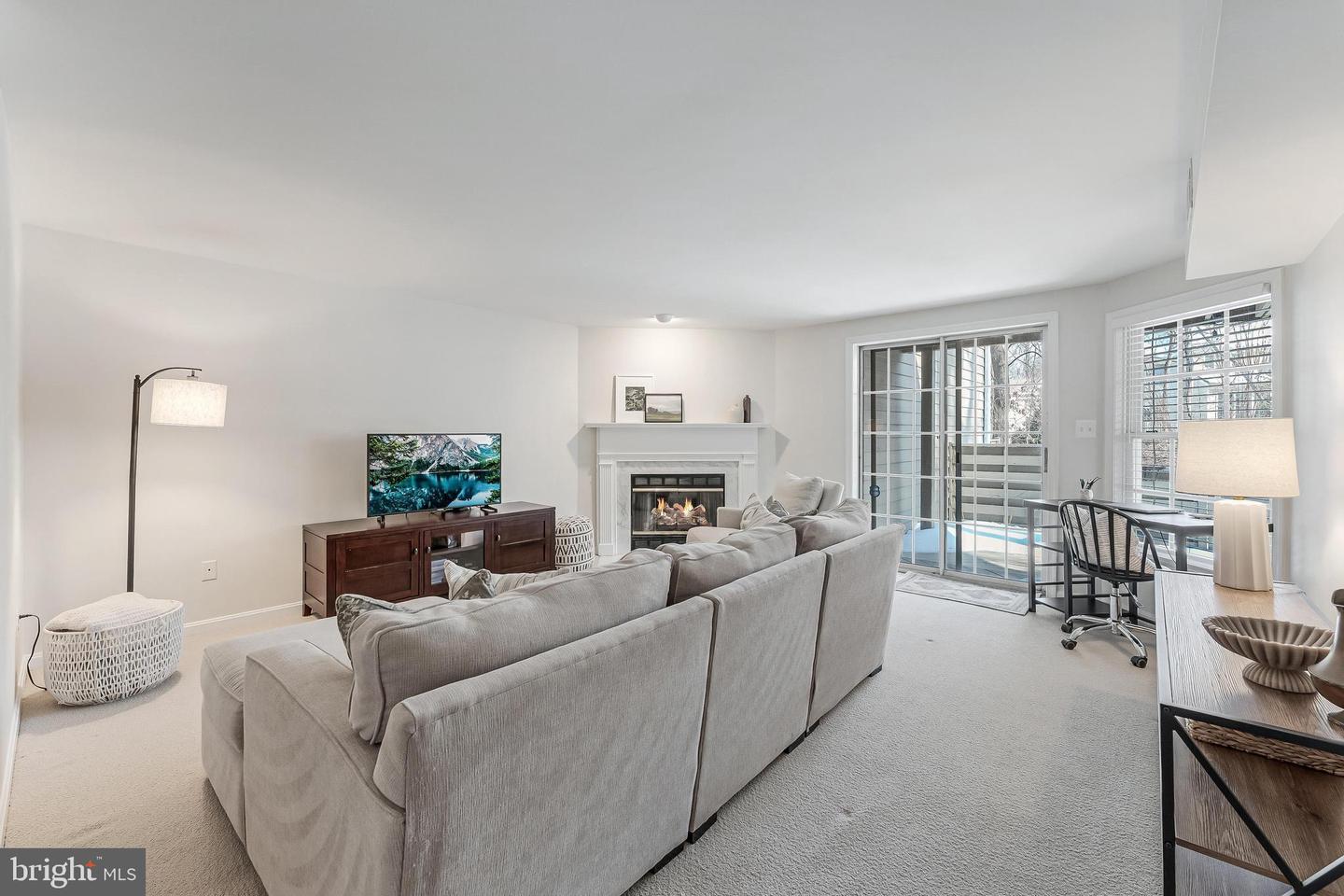 11426 HOLLOW TIMBER CT, RESTON, Virginia 20194, 3 Bedrooms Bedrooms, ,2 BathroomsBathrooms,Residential,For sale,11426 HOLLOW TIMBER CT,VAFX2286856 MLS # VAFX2286856