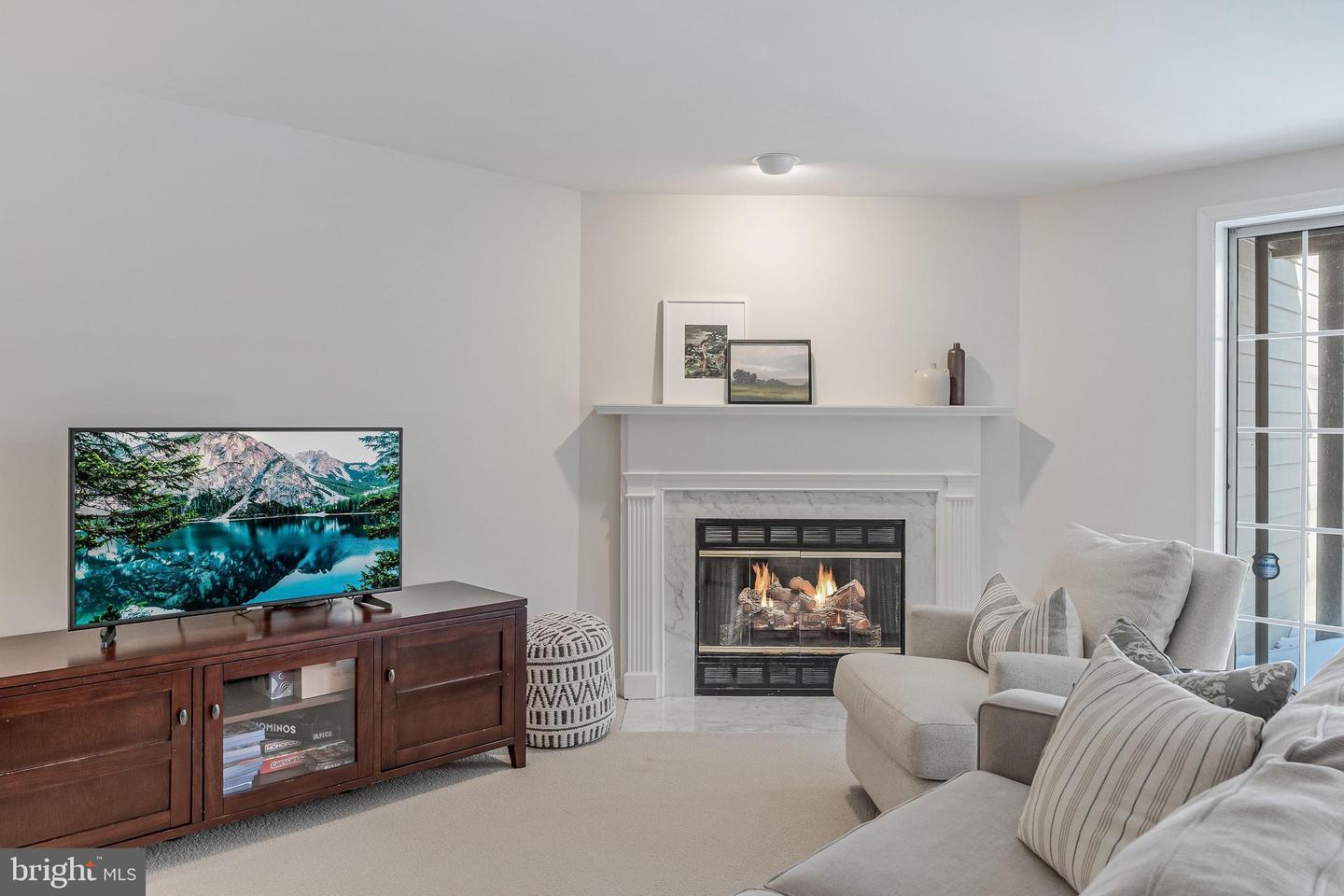 11426 HOLLOW TIMBER CT, RESTON, Virginia 20194, 3 Bedrooms Bedrooms, ,2 BathroomsBathrooms,Residential,For sale,11426 HOLLOW TIMBER CT,VAFX2286856 MLS # VAFX2286856