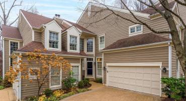 11426 HOLLOW TIMBER CT, RESTON, Virginia 20194, 3 Bedrooms Bedrooms, ,2 BathroomsBathrooms,Residential,For sale,11426 HOLLOW TIMBER CT,VAFX2286856 MLS # VAFX2286856