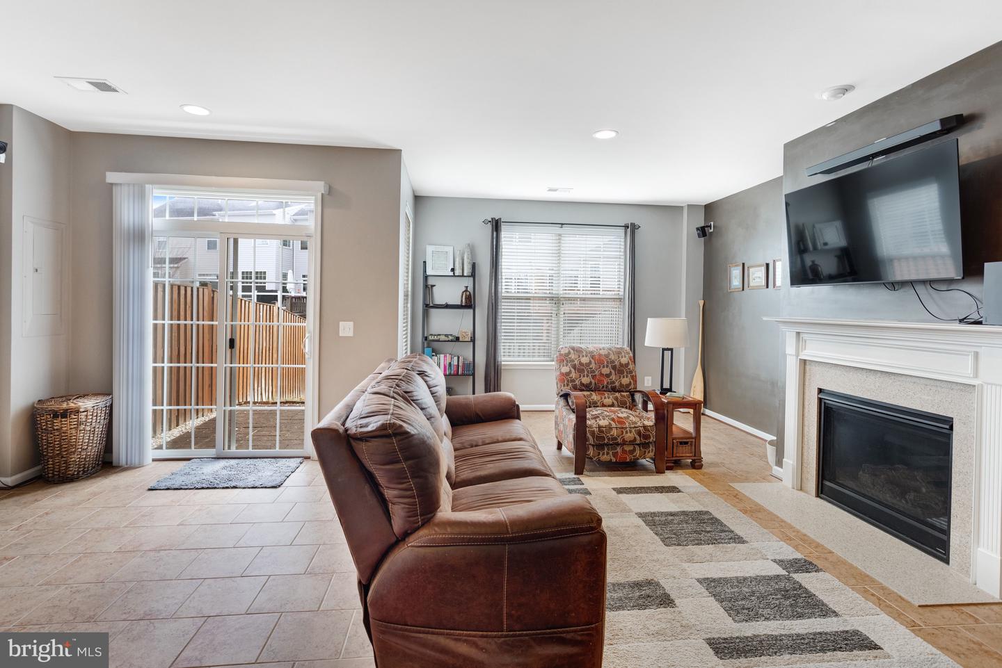 346 WOODSTREAM BLVD, STAFFORD, Virginia 22556, 3 Bedrooms Bedrooms, ,2 BathroomsBathrooms,Residential,For sale,346 WOODSTREAM BLVD,VAST2045458 MLS # VAST2045458