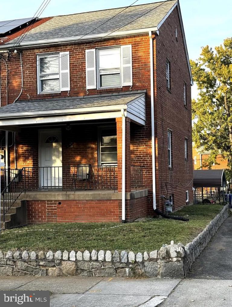 1910 T PL SE, WASHINGTON, District Of Columbia 20020, 3 Bedrooms Bedrooms, ,2 BathroomsBathrooms,Residential,For sale,1910 T PL SE,DCDC2243058 MLS # DCDC2243058 1910 T PL SE, WASHINGTON, District Of Columbia 20020, 3 Bedrooms Bedrooms, ,2 BathroomsBathrooms,Residential,For sale,1910 T PL SE,DCDC2243058 MLS # DCDC2243058