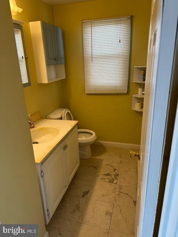 3906 FORESTDALE AVE, WOODBRIDGE, Virginia 22193, 3 Bedrooms Bedrooms, ,Residential,For sale,3906 FORESTDALE AVE,VAPW2111284 MLS # VAPW2111284