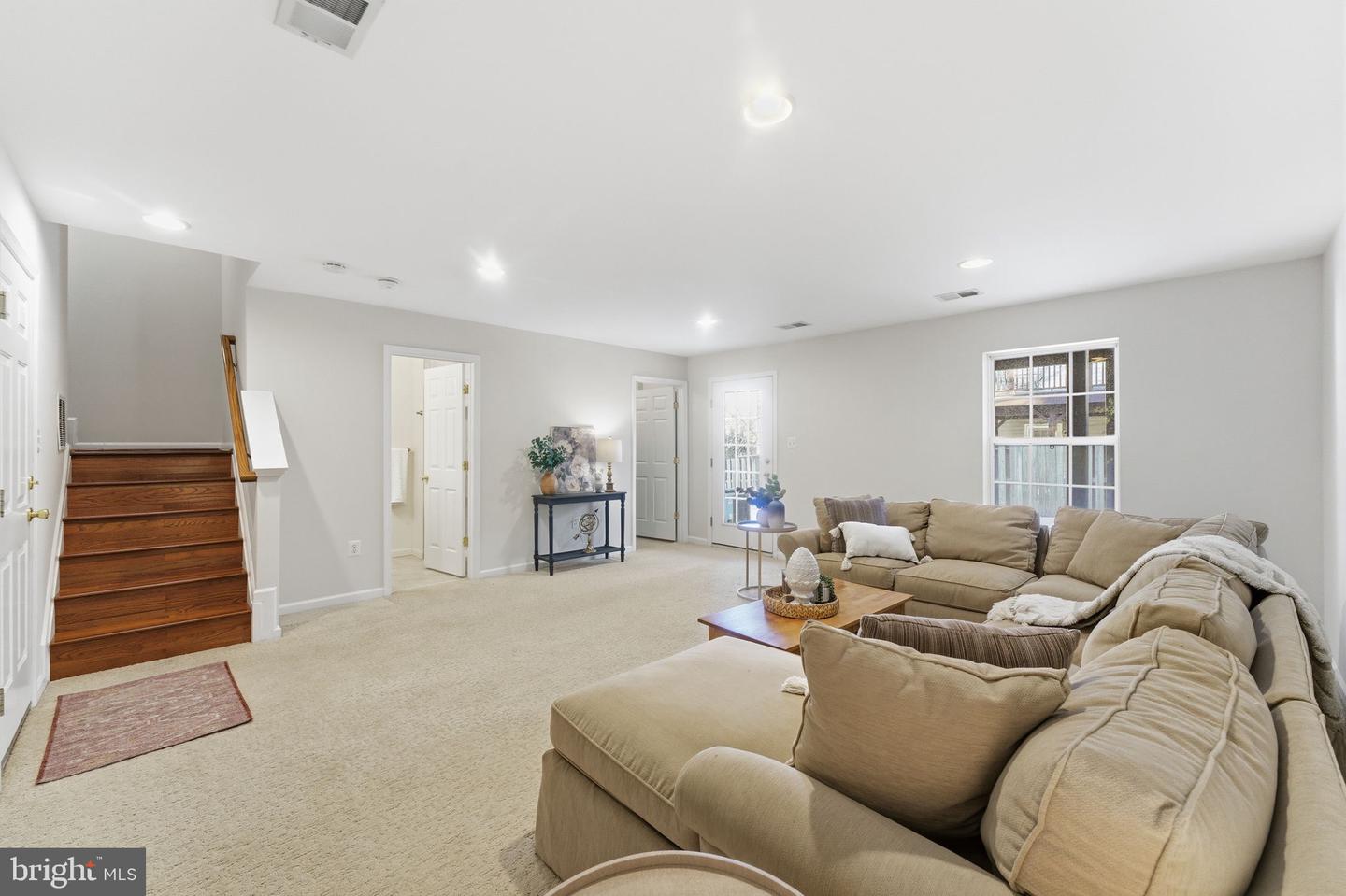 12426 CASBEER DR, FAIRFAX, Virginia 22033, 3 Bedrooms Bedrooms, 7 Rooms Rooms,3 BathroomsBathrooms,Residential,For sale,12426 CASBEER DR,VAFX2287664 MLS # VAFX2287664 12426 CASBEER DR, FAIRFAX, Virginia 22033, 3 Bedrooms Bedrooms, 7 Rooms Rooms,3 BathroomsBathrooms,Residential,For sale,12426 CASBEER DR,VAFX2287664 MLS # VAFX2287664