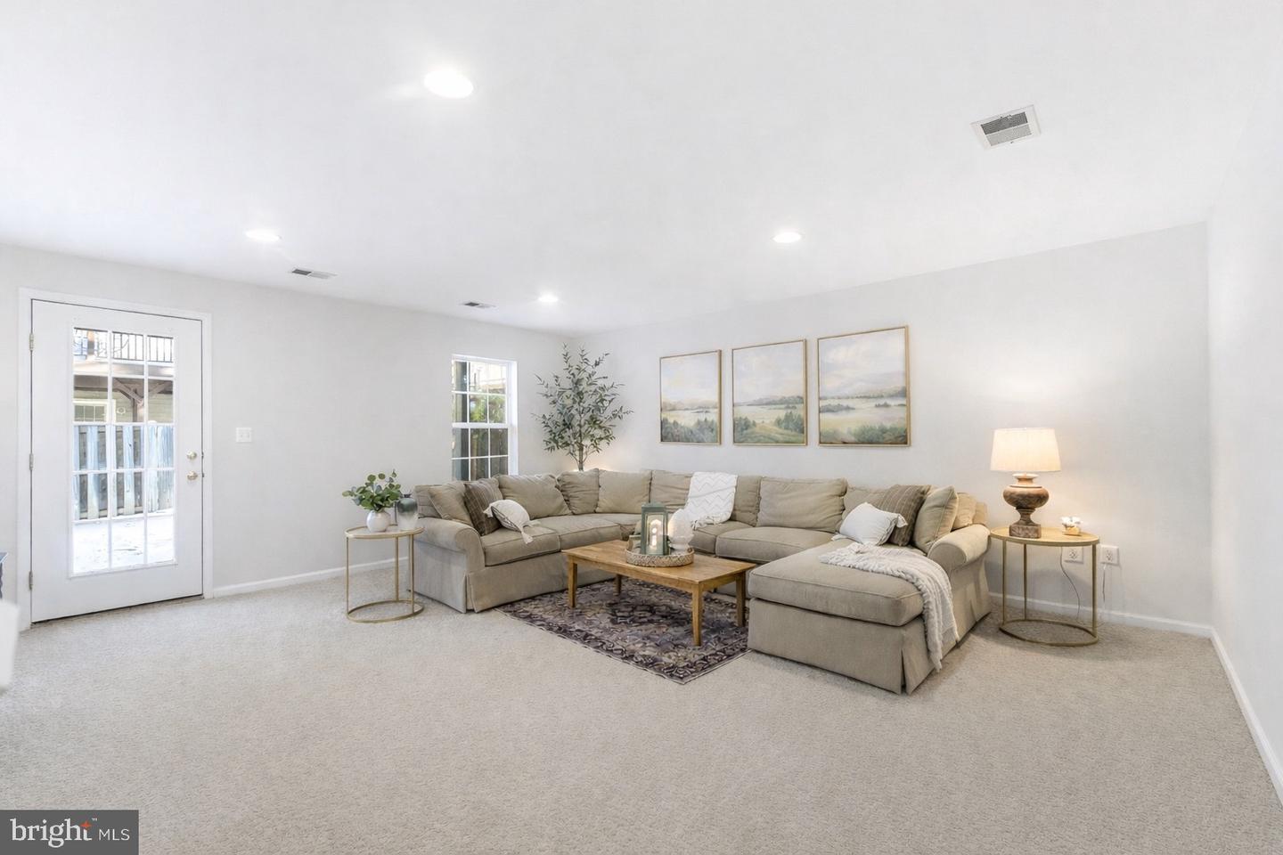 12426 CASBEER DR, FAIRFAX, Virginia 22033, 3 Bedrooms Bedrooms, 7 Rooms Rooms,3 BathroomsBathrooms,Residential,For sale,12426 CASBEER DR,VAFX2287664 MLS # VAFX2287664 12426 CASBEER DR, FAIRFAX, Virginia 22033, 3 Bedrooms Bedrooms, 7 Rooms Rooms,3 BathroomsBathrooms,Residential,For sale,12426 CASBEER DR,VAFX2287664 MLS # VAFX2287664