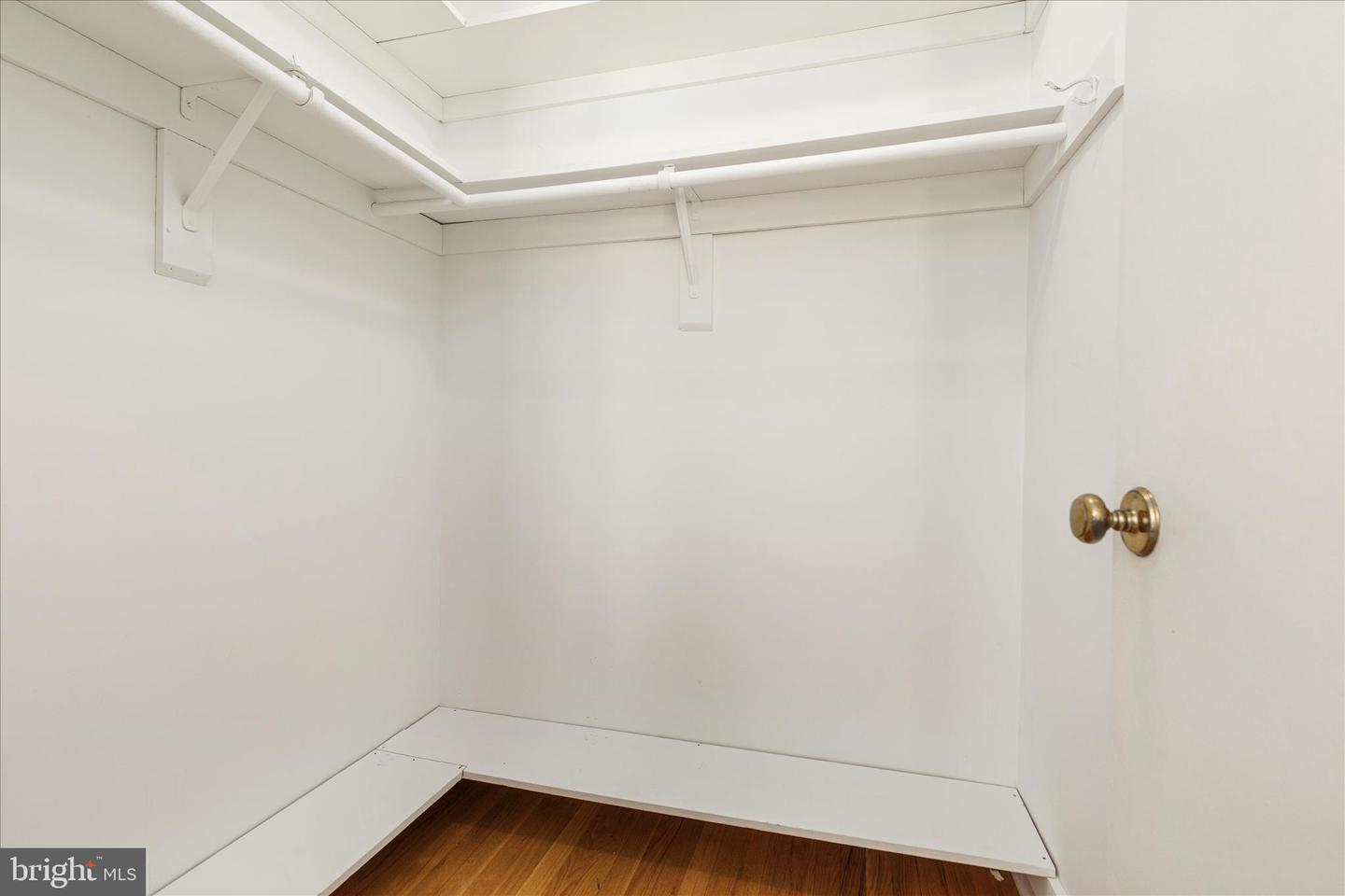 5105 HOLDEN ST, FAIRFAX, Virginia 22032, 4 Bedrooms Bedrooms, ,3 BathroomsBathrooms,Residential,For sale,5105 HOLDEN ST,VAFX2287890 MLS # VAFX2287890