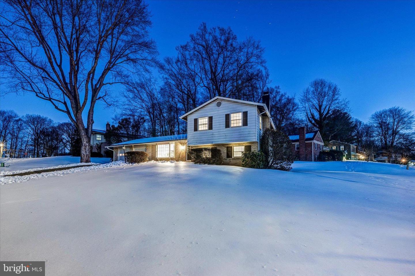 5105 HOLDEN ST, FAIRFAX, Virginia 22032, 4 Bedrooms Bedrooms, ,3 BathroomsBathrooms,Residential,For sale,5105 HOLDEN ST,VAFX2287890 MLS # VAFX2287890