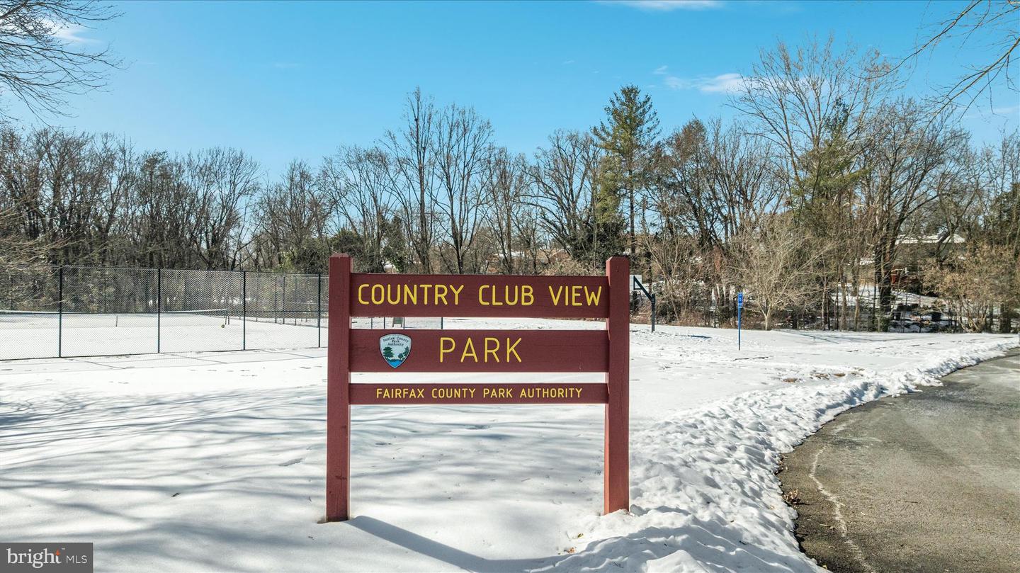 5105 HOLDEN ST, FAIRFAX, Virginia 22032, 4 Bedrooms Bedrooms, ,3 BathroomsBathrooms,Residential,For sale,5105 HOLDEN ST,VAFX2287890 MLS # VAFX2287890