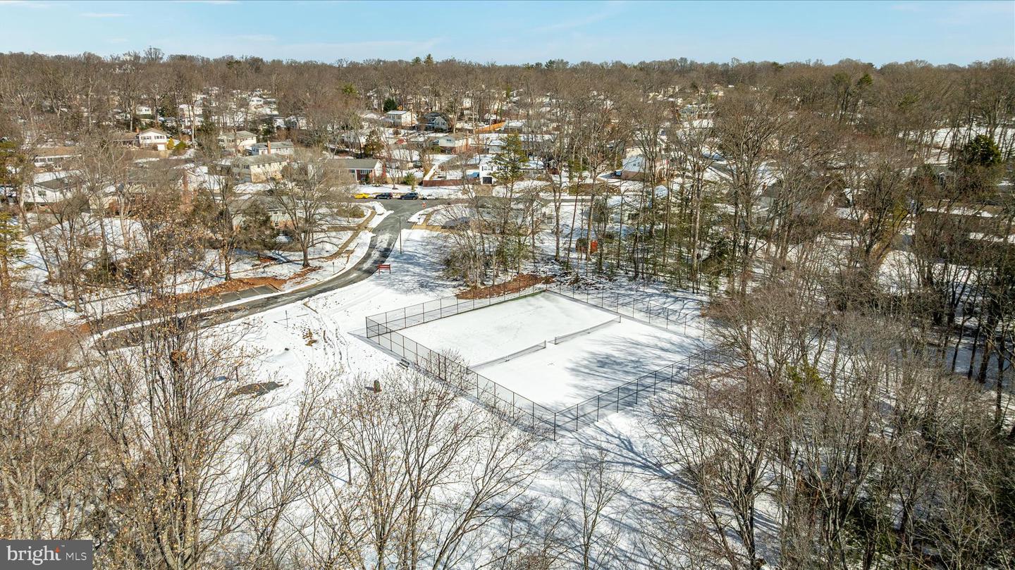 5105 HOLDEN ST, FAIRFAX, Virginia 22032, 4 Bedrooms Bedrooms, ,3 BathroomsBathrooms,Residential,For sale,5105 HOLDEN ST,VAFX2287890 MLS # VAFX2287890