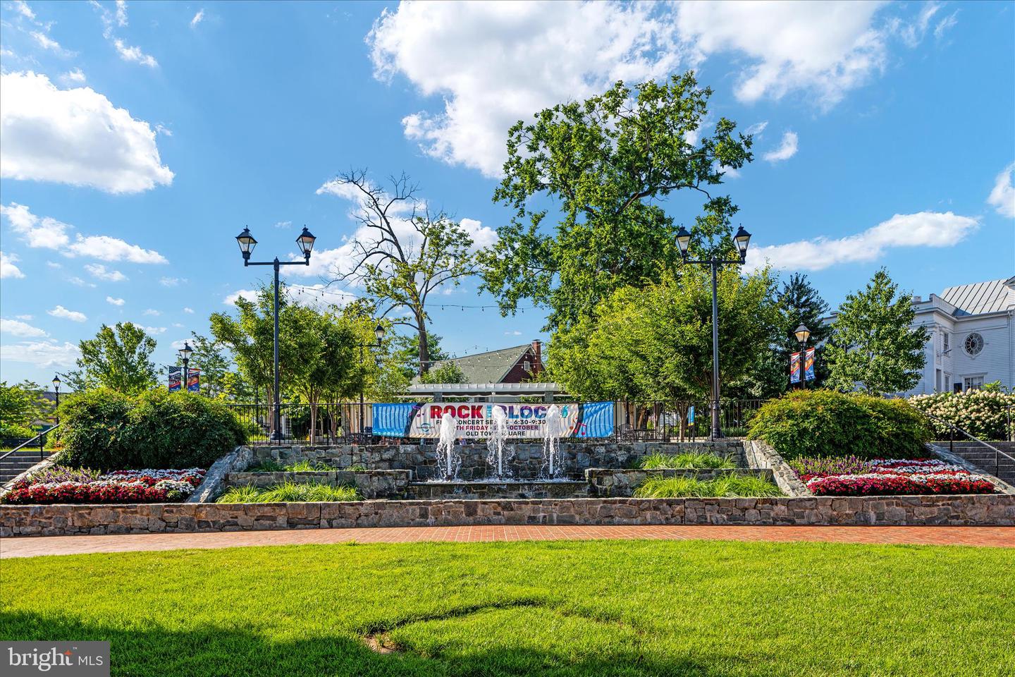 5105 HOLDEN ST, FAIRFAX, Virginia 22032, 4 Bedrooms Bedrooms, ,3 BathroomsBathrooms,Residential,For sale,5105 HOLDEN ST,VAFX2287890 MLS # VAFX2287890