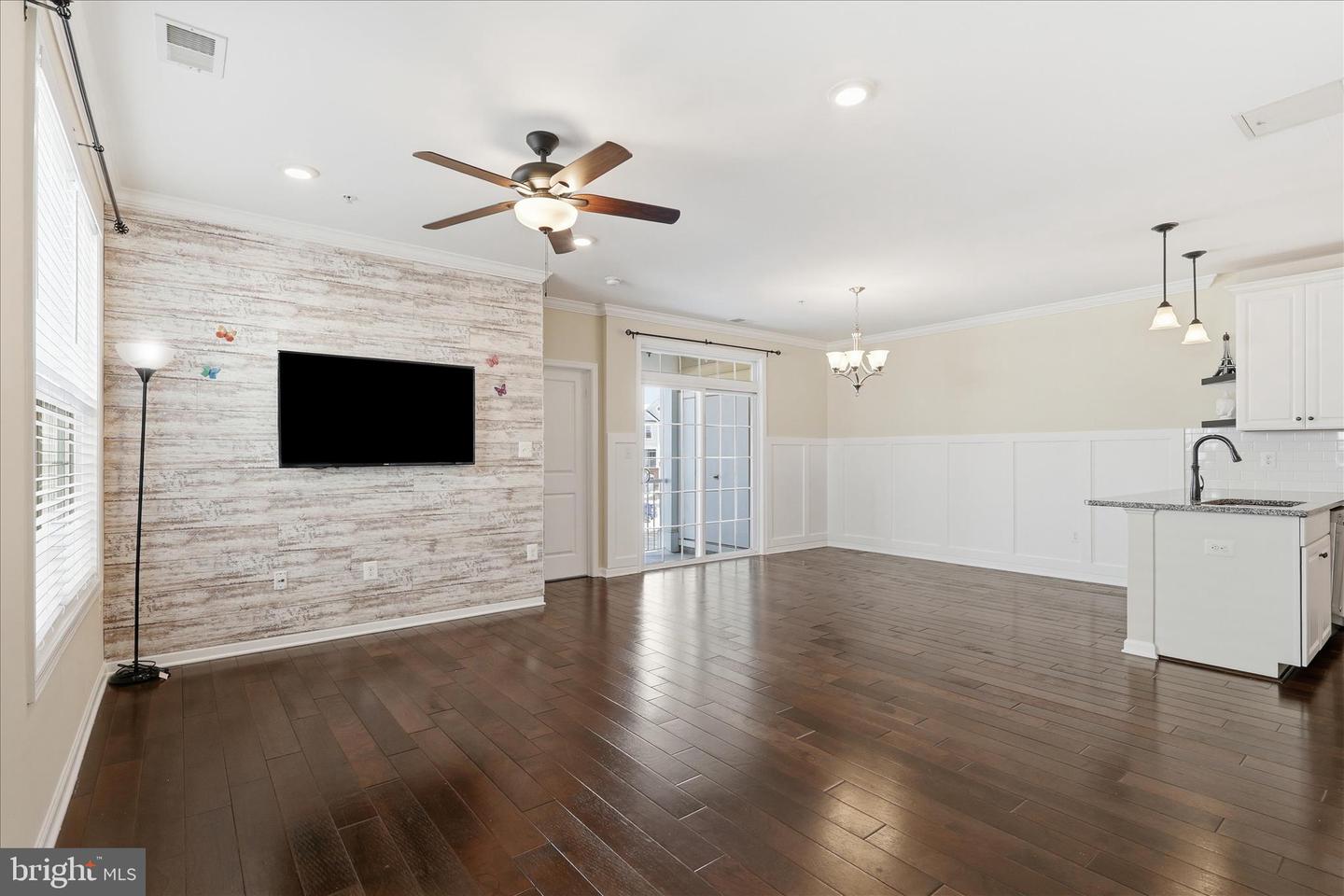 43047 STUARTS GLEN TER #106, ASHBURN, Virginia 20148, 3 Bedrooms Bedrooms, ,2 BathroomsBathrooms,Residential,For sale,43047 STUARTS GLEN TER #106,VALO2114846 MLS # VALO2114846