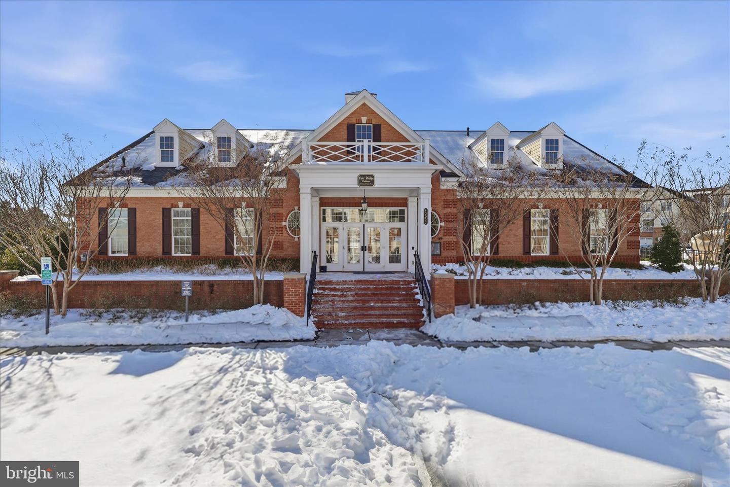 43047 STUARTS GLEN TER #106, ASHBURN, Virginia 20148, 3 Bedrooms Bedrooms, ,2 BathroomsBathrooms,Residential,For sale,43047 STUARTS GLEN TER #106,VALO2114846 MLS # VALO2114846