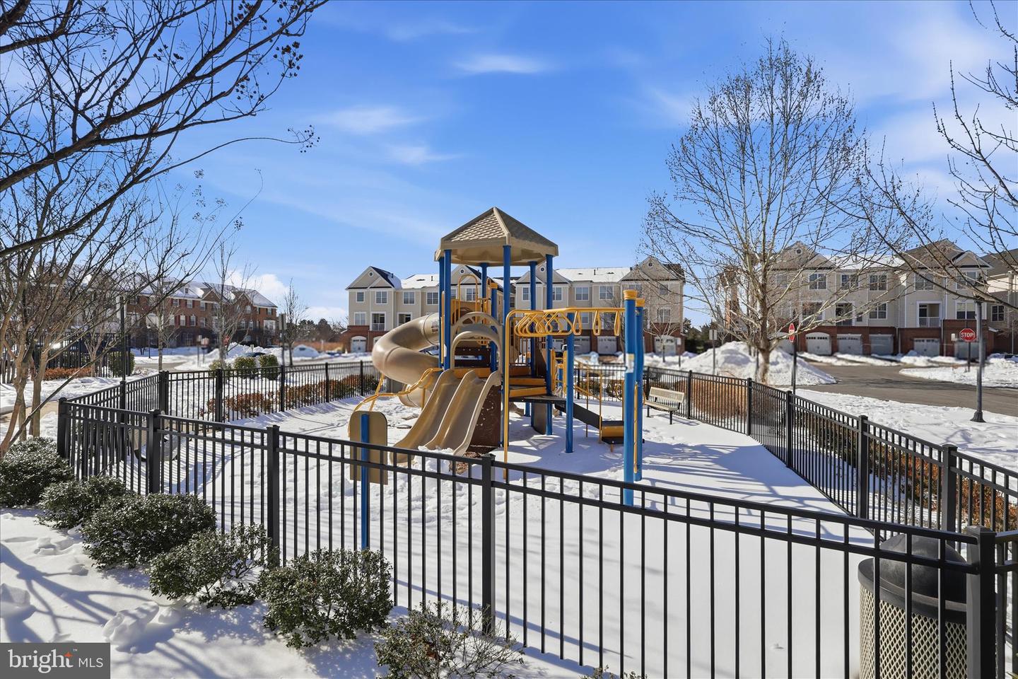 43047 STUARTS GLEN TER #106, ASHBURN, Virginia 20148, 3 Bedrooms Bedrooms, ,2 BathroomsBathrooms,Residential,For sale,43047 STUARTS GLEN TER #106,VALO2114846 MLS # VALO2114846