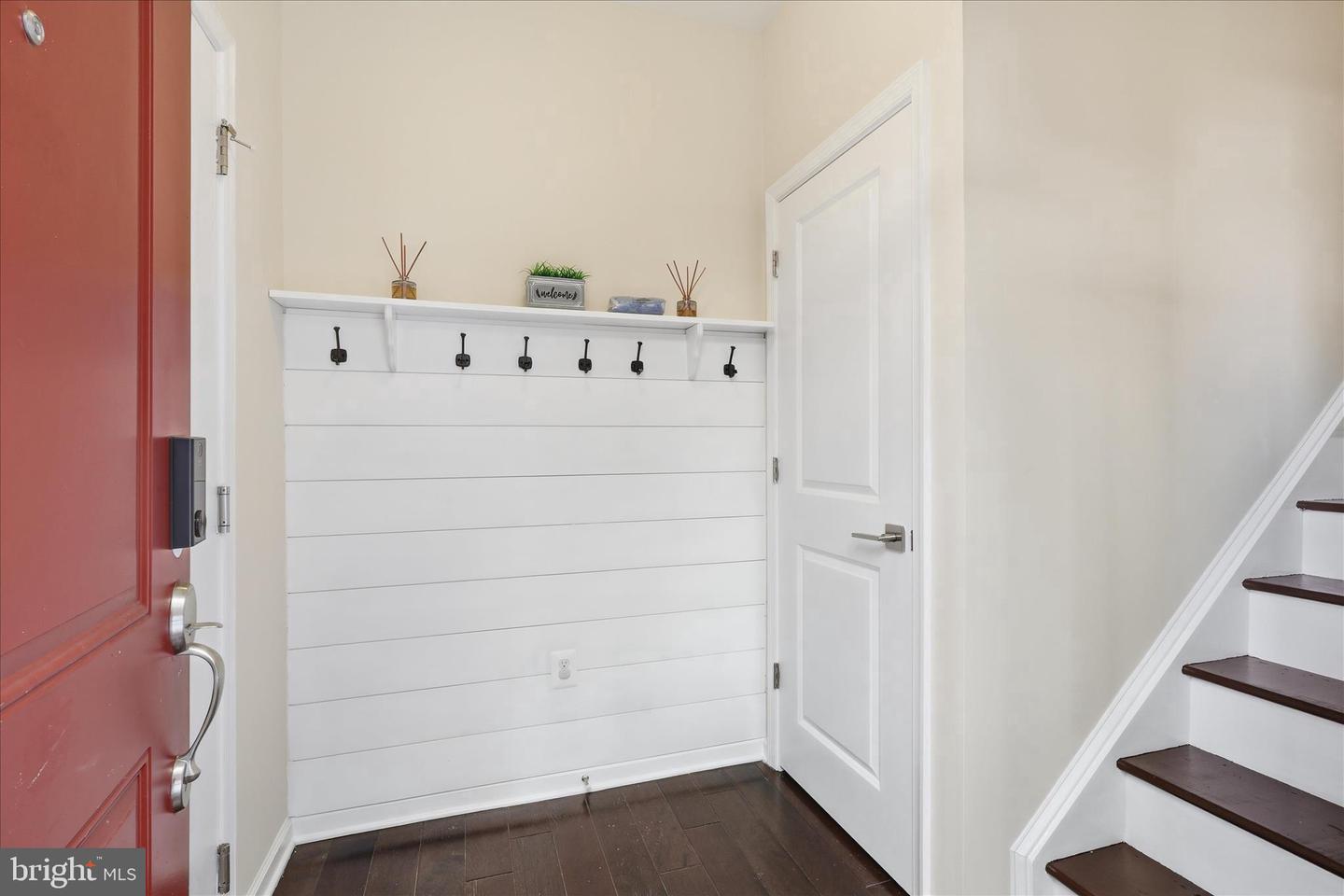 43047 STUARTS GLEN TER #106, ASHBURN, Virginia 20148, 3 Bedrooms Bedrooms, ,2 BathroomsBathrooms,Residential,For sale,43047 STUARTS GLEN TER #106,VALO2114846 MLS # VALO2114846