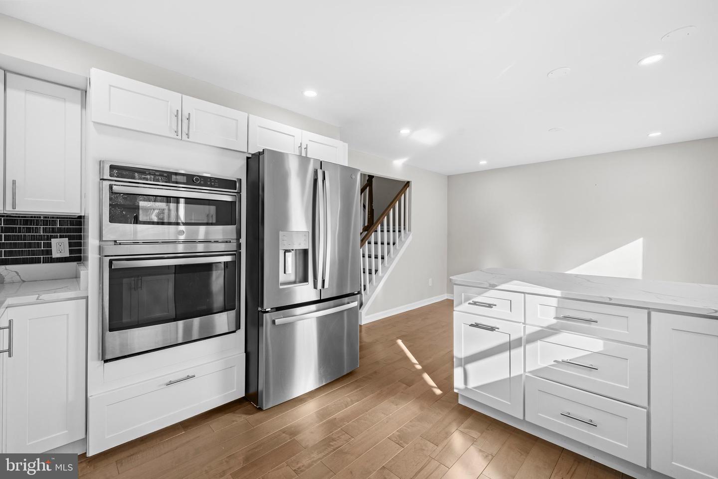 7941 TYSON OAKS CIR, VIENNA, Virginia 22182, 3 Bedrooms Bedrooms, ,3 BathroomsBathrooms,Residential,For sale,7941 TYSON OAKS CIR,VAFX2288038 MLS # VAFX2288038