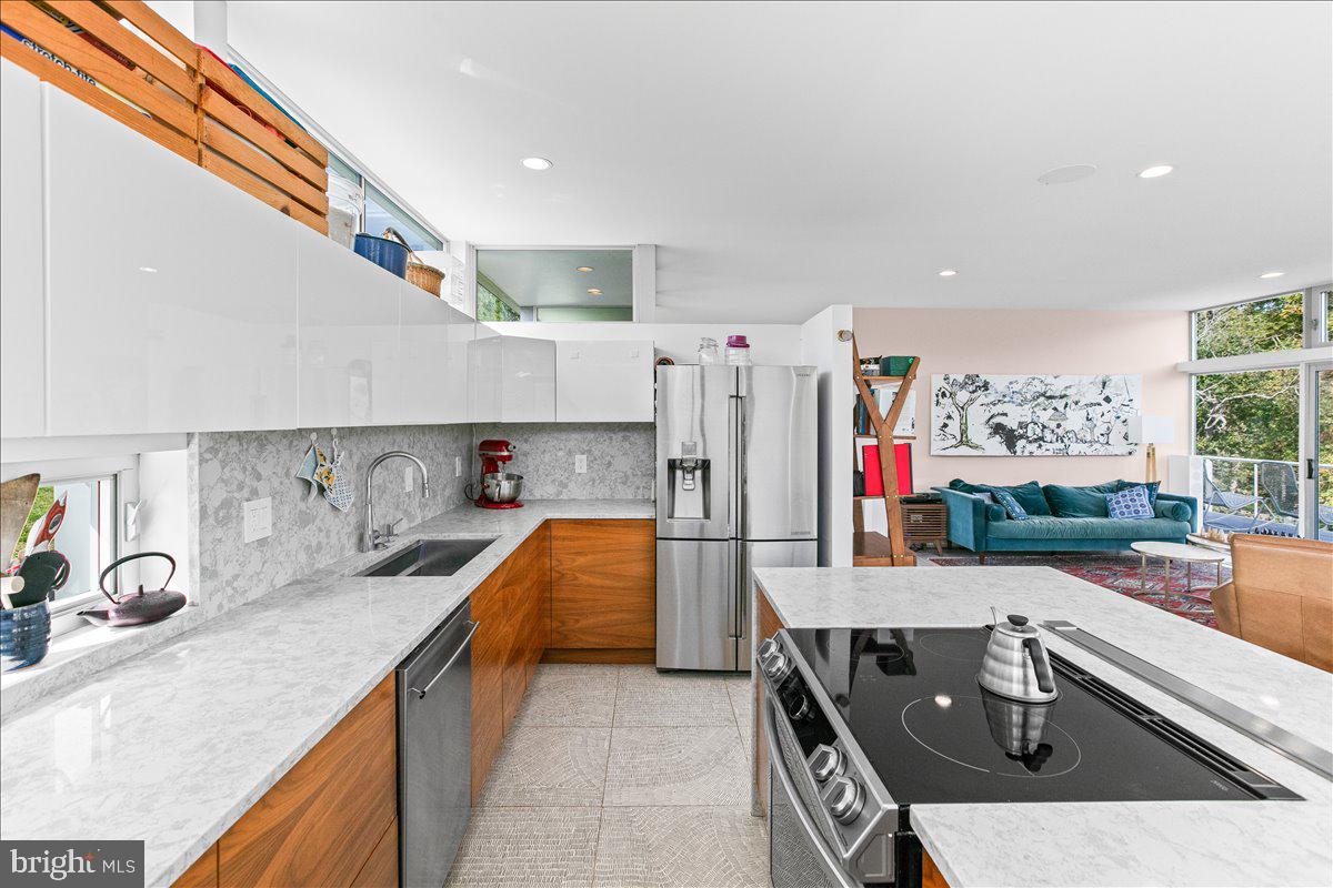 10222 VAN THOMPSON RD, FAIRFAX STATION, Virginia 22039, 4 Bedrooms Bedrooms, ,3 BathroomsBathrooms,Residential,For sale,10222 VAN THOMPSON RD,VAFX2288078 MLS # VAFX2288078