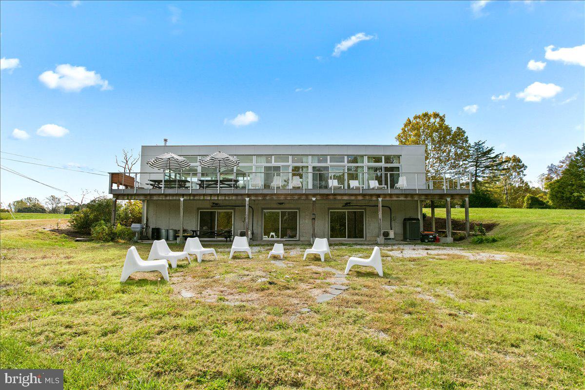 10222 VAN THOMPSON RD, FAIRFAX STATION, Virginia 22039, 4 Bedrooms Bedrooms, ,3 BathroomsBathrooms,Residential,For sale,10222 VAN THOMPSON RD,VAFX2288078 MLS # VAFX2288078