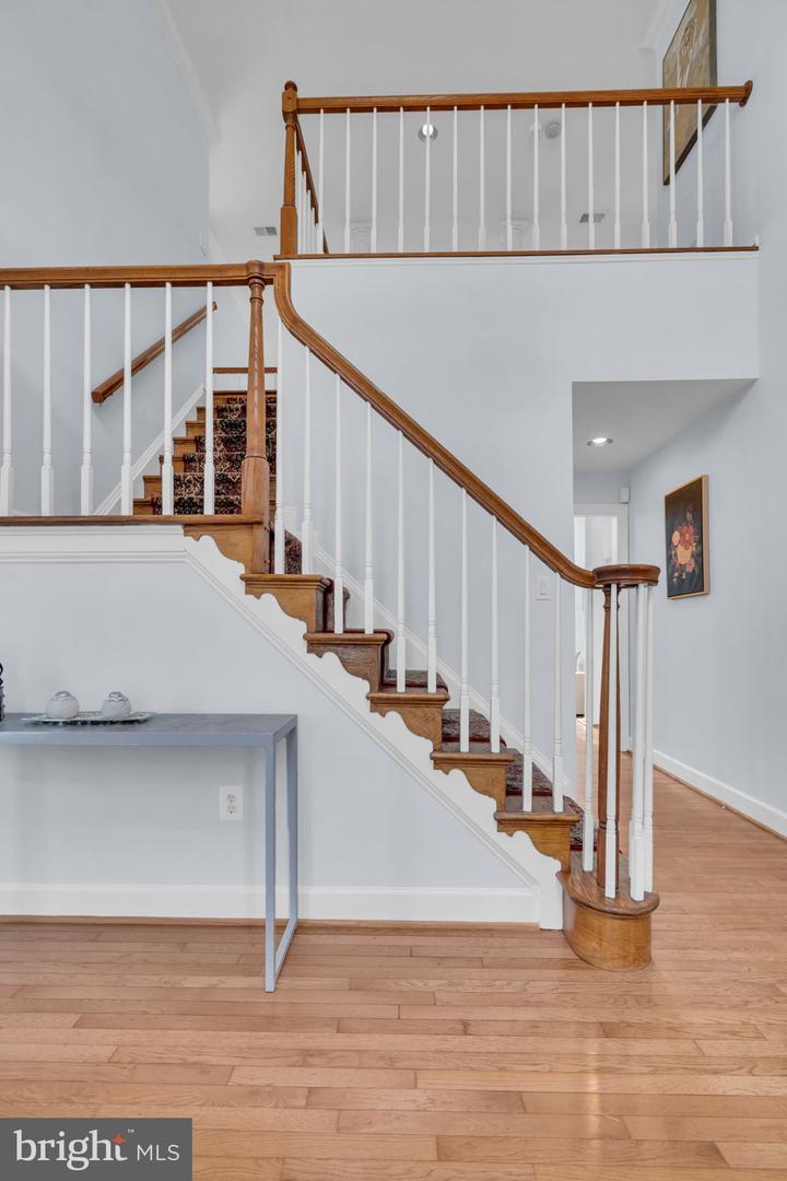 9315 HALLSTON CT, FAIRFAX STATION, Virginia 22039, 5 Bedrooms Bedrooms, 1 Room Rooms,4 BathroomsBathrooms,Residential,For sale,9315 HALLSTON CT,VAFX2288368 MLS # VAFX2288368