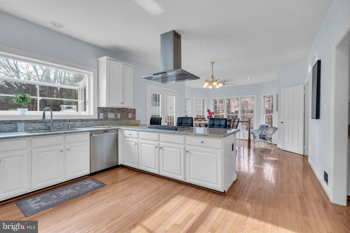 9315 HALLSTON CT, FAIRFAX STATION, Virginia 22039, 5 Bedrooms Bedrooms, 1 Room Rooms,4 BathroomsBathrooms,Residential,For sale,9315 HALLSTON CT,VAFX2288368 MLS # VAFX2288368