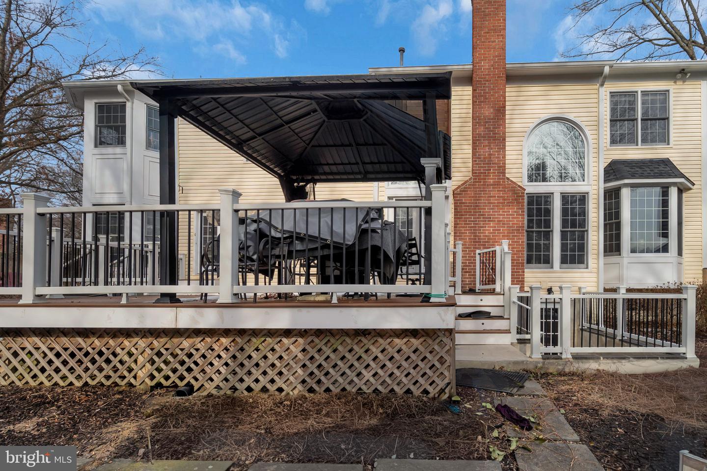 9315 HALLSTON CT, FAIRFAX STATION, Virginia 22039, 5 Bedrooms Bedrooms, 1 Room Rooms,4 BathroomsBathrooms,Residential,For sale,9315 HALLSTON CT,VAFX2288368 MLS # VAFX2288368