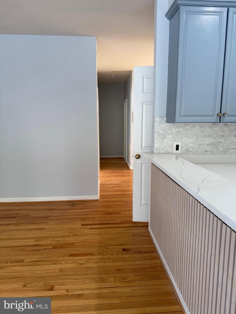 12517 FOX VIEW WAY, RESTON, Virginia 20191, 3 Bedrooms Bedrooms, ,3 BathroomsBathrooms,Residential,For sale,12517 FOX VIEW WAY,VAFX2288598 MLS # VAFX2288598 12517 FOX VIEW WAY, RESTON, Virginia 20191, 3 Bedrooms Bedrooms, ,3 BathroomsBathrooms,Residential,For sale,12517 FOX VIEW WAY,VAFX2288598 MLS # VAFX2288598