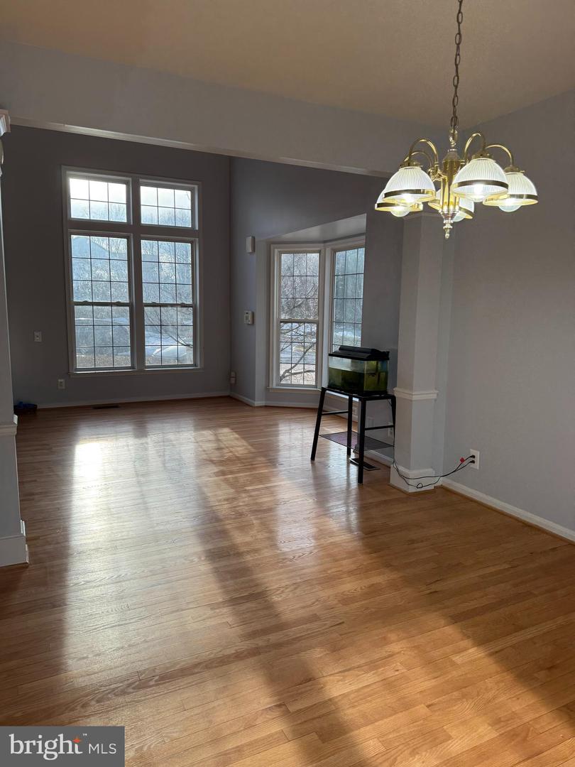 12517 FOX VIEW WAY, RESTON, Virginia 20191, 3 Bedrooms Bedrooms, ,3 BathroomsBathrooms,Residential,For sale,12517 FOX VIEW WAY,VAFX2288598 MLS # VAFX2288598 12517 FOX VIEW WAY, RESTON, Virginia 20191, 3 Bedrooms Bedrooms, ,3 BathroomsBathrooms,Residential,For sale,12517 FOX VIEW WAY,VAFX2288598 MLS # VAFX2288598