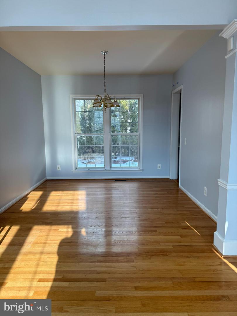 12517 FOX VIEW WAY, RESTON, Virginia 20191, 3 Bedrooms Bedrooms, ,3 BathroomsBathrooms,Residential,For sale,12517 FOX VIEW WAY,VAFX2288598 MLS # VAFX2288598 12517 FOX VIEW WAY, RESTON, Virginia 20191, 3 Bedrooms Bedrooms, ,3 BathroomsBathrooms,Residential,For sale,12517 FOX VIEW WAY,VAFX2288598 MLS # VAFX2288598