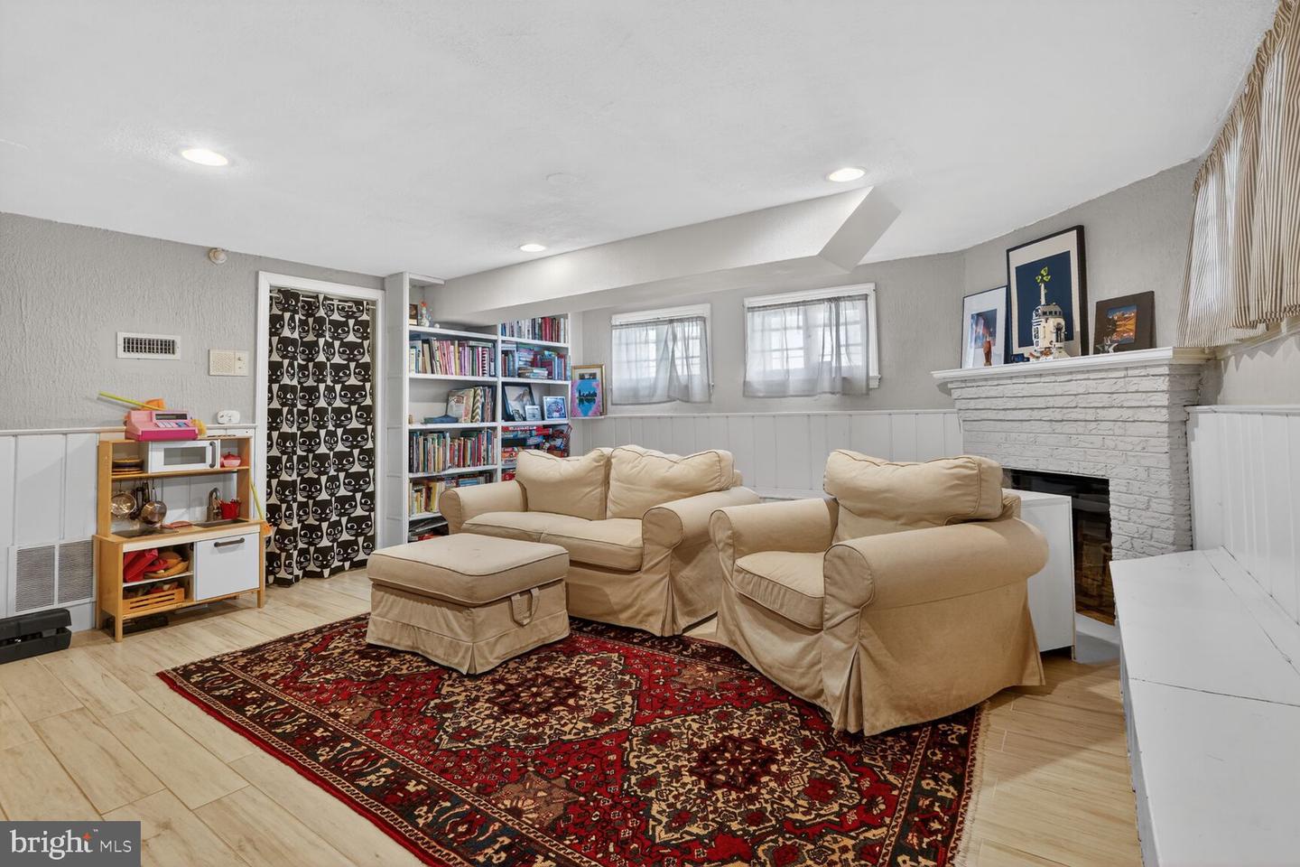 211 INGRAHAM ST NW, WASHINGTON, District Of Columbia 20011, 3 Bedrooms Bedrooms, ,2 BathroomsBathrooms,Residential,For sale,211 INGRAHAM ST NW,DCDC2244302 MLS # DCDC2244302 211 INGRAHAM ST NW, WASHINGTON, District Of Columbia 20011, 3 Bedrooms Bedrooms, ,2 BathroomsBathrooms,Residential,For sale,211 INGRAHAM ST NW,DCDC2244302 MLS # DCDC2244302