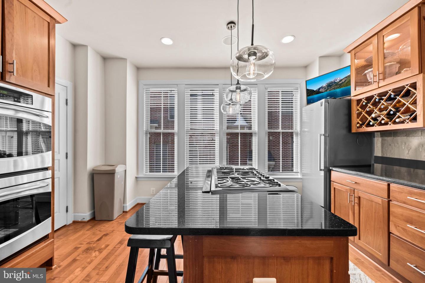 2613 S KENMORE CT, ARLINGTON, Virginia 22206, 3 Bedrooms Bedrooms, 11 Rooms Rooms,3 BathroomsBathrooms,Residential,For sale,2613 S KENMORE CT,VAAR2068444 MLS # VAAR2068444