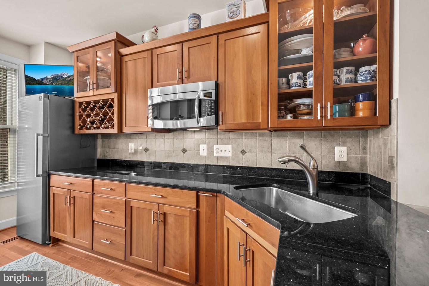 2613 S KENMORE CT, ARLINGTON, Virginia 22206, 3 Bedrooms Bedrooms, 11 Rooms Rooms,3 BathroomsBathrooms,Residential,For sale,2613 S KENMORE CT,VAAR2068444 MLS # VAAR2068444