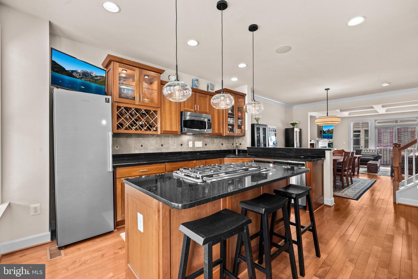 2613 S KENMORE CT, ARLINGTON, Virginia 22206, 3 Bedrooms Bedrooms, 11 Rooms Rooms,3 BathroomsBathrooms,Residential,For sale,2613 S KENMORE CT,VAAR2068444 MLS # VAAR2068444