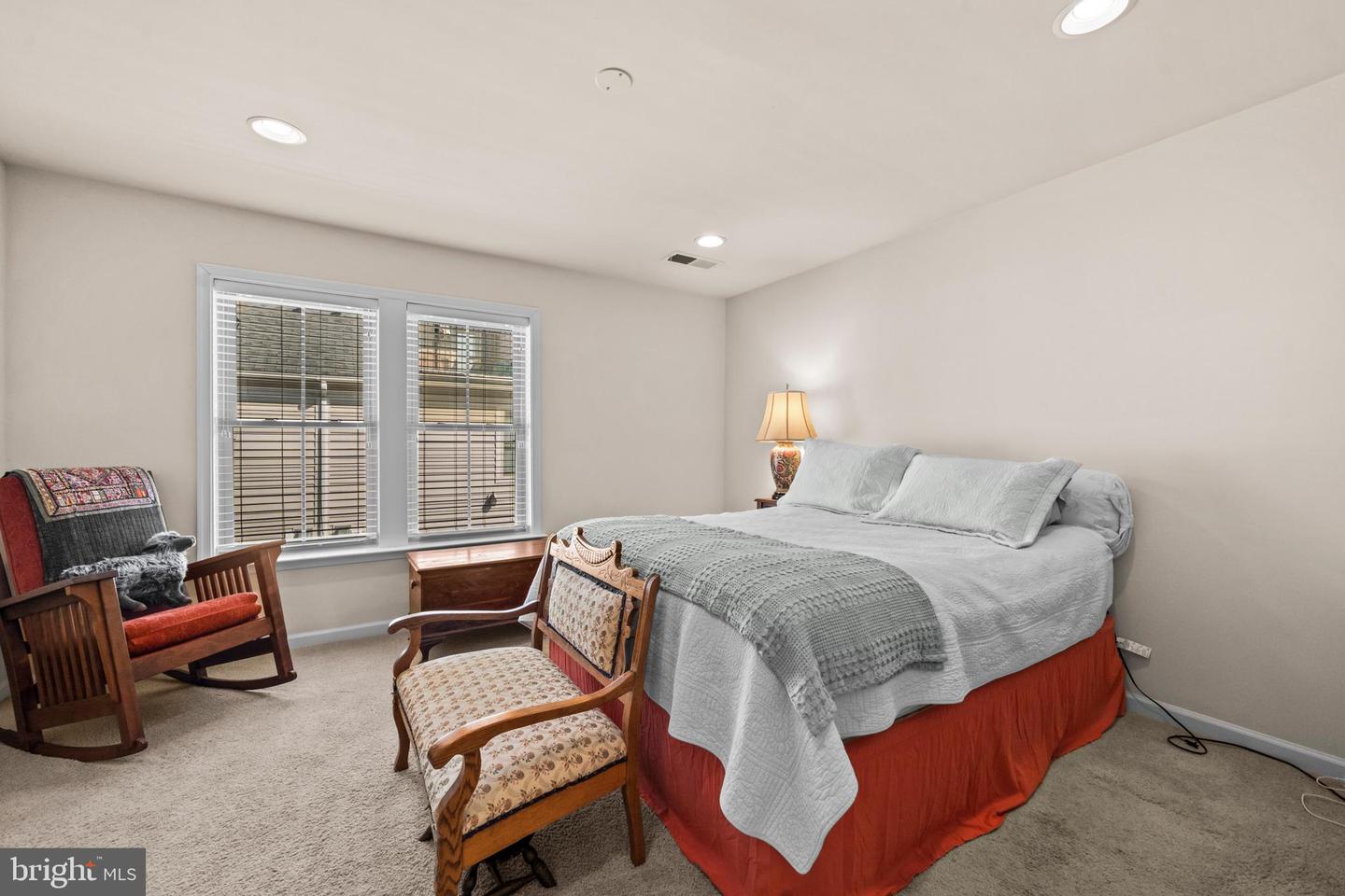 2613 S KENMORE CT, ARLINGTON, Virginia 22206, 3 Bedrooms Bedrooms, 11 Rooms Rooms,3 BathroomsBathrooms,Residential,For sale,2613 S KENMORE CT,VAAR2068444 MLS # VAAR2068444