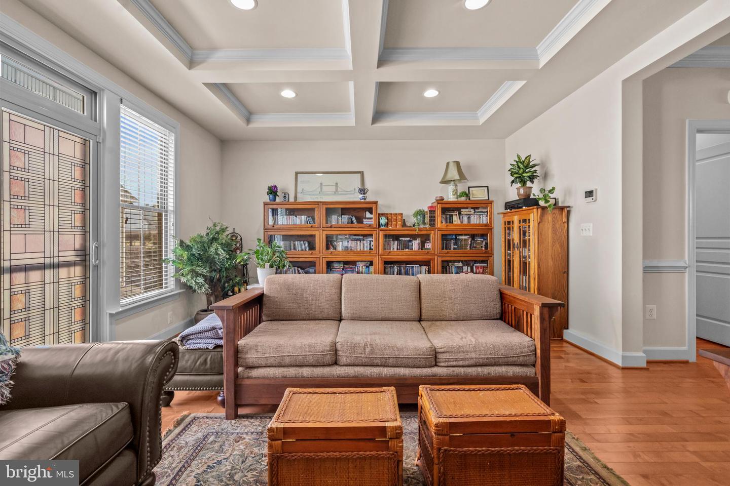 2613 S KENMORE CT, ARLINGTON, Virginia 22206, 3 Bedrooms Bedrooms, 11 Rooms Rooms,3 BathroomsBathrooms,Residential,For sale,2613 S KENMORE CT,VAAR2068444 MLS # VAAR2068444