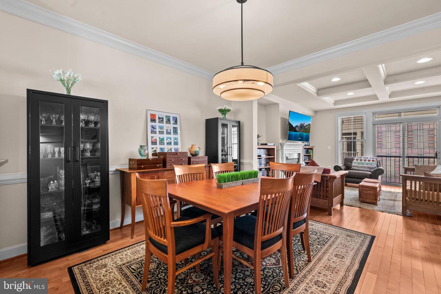 2613 S KENMORE CT, ARLINGTON, Virginia 22206, 3 Bedrooms Bedrooms, 11 Rooms Rooms,3 BathroomsBathrooms,Residential,For sale,2613 S KENMORE CT,VAAR2068444 MLS # VAAR2068444