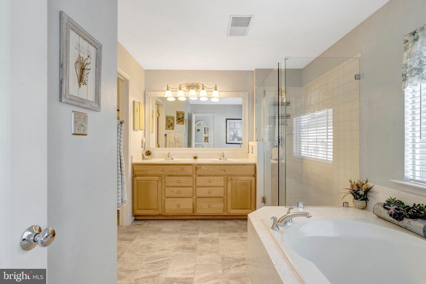 14808 CYPRESS PARK LN, HAYMARKET, Virginia 20169, 4 Bedrooms Bedrooms, 17 Rooms Rooms,3 BathroomsBathrooms,Residential,For sale,14808 CYPRESS PARK LN,VAPW2111836 MLS # VAPW2111836