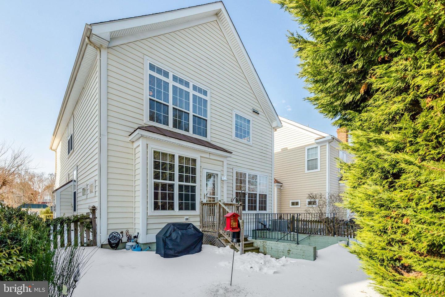 14808 CYPRESS PARK LN, HAYMARKET, Virginia 20169, 4 Bedrooms Bedrooms, 17 Rooms Rooms,3 BathroomsBathrooms,Residential,For sale,14808 CYPRESS PARK LN,VAPW2111836 MLS # VAPW2111836