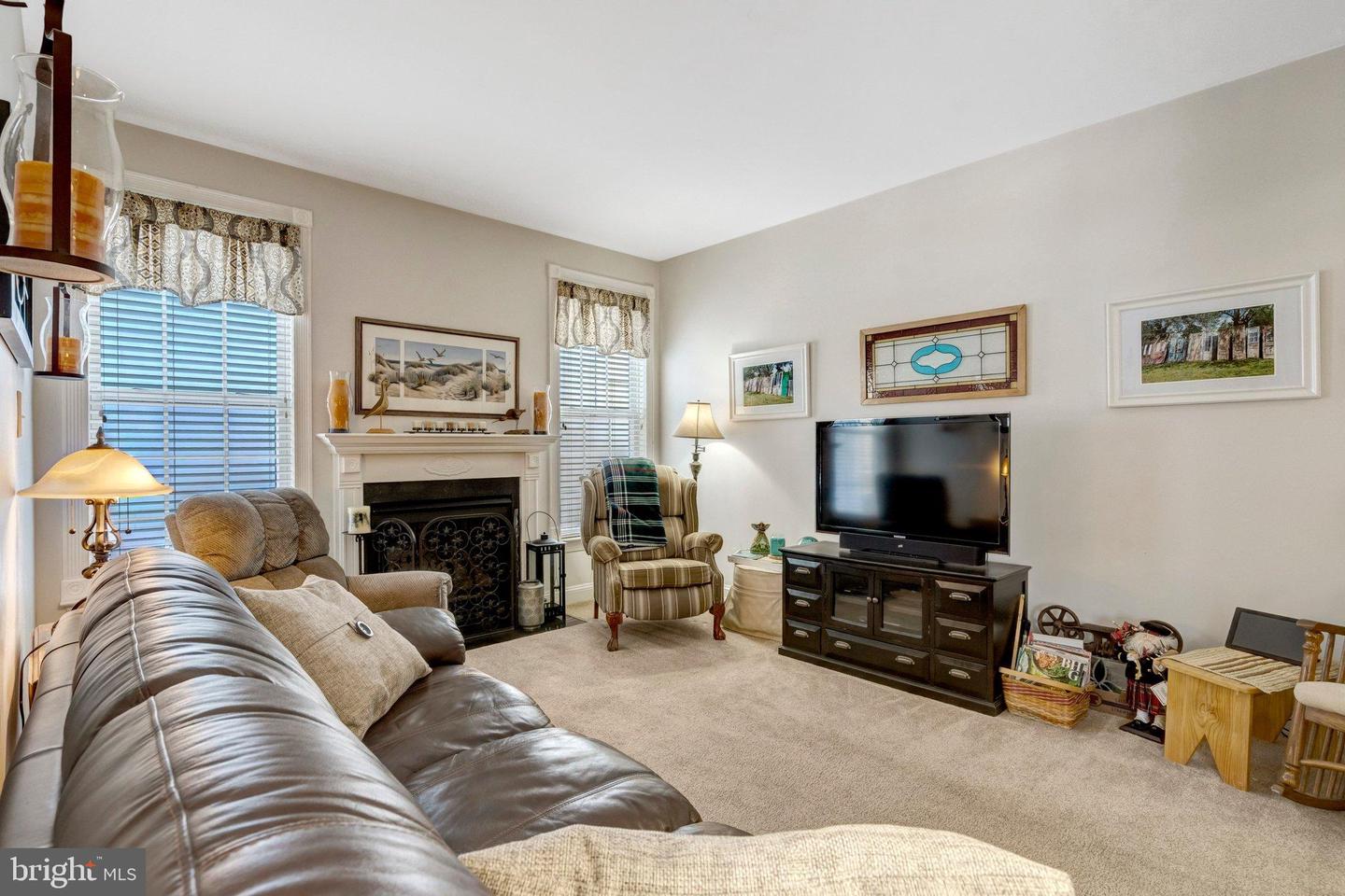 14808 CYPRESS PARK LN, HAYMARKET, Virginia 20169, 4 Bedrooms Bedrooms, 17 Rooms Rooms,3 BathroomsBathrooms,Residential,For sale,14808 CYPRESS PARK LN,VAPW2111836 MLS # VAPW2111836