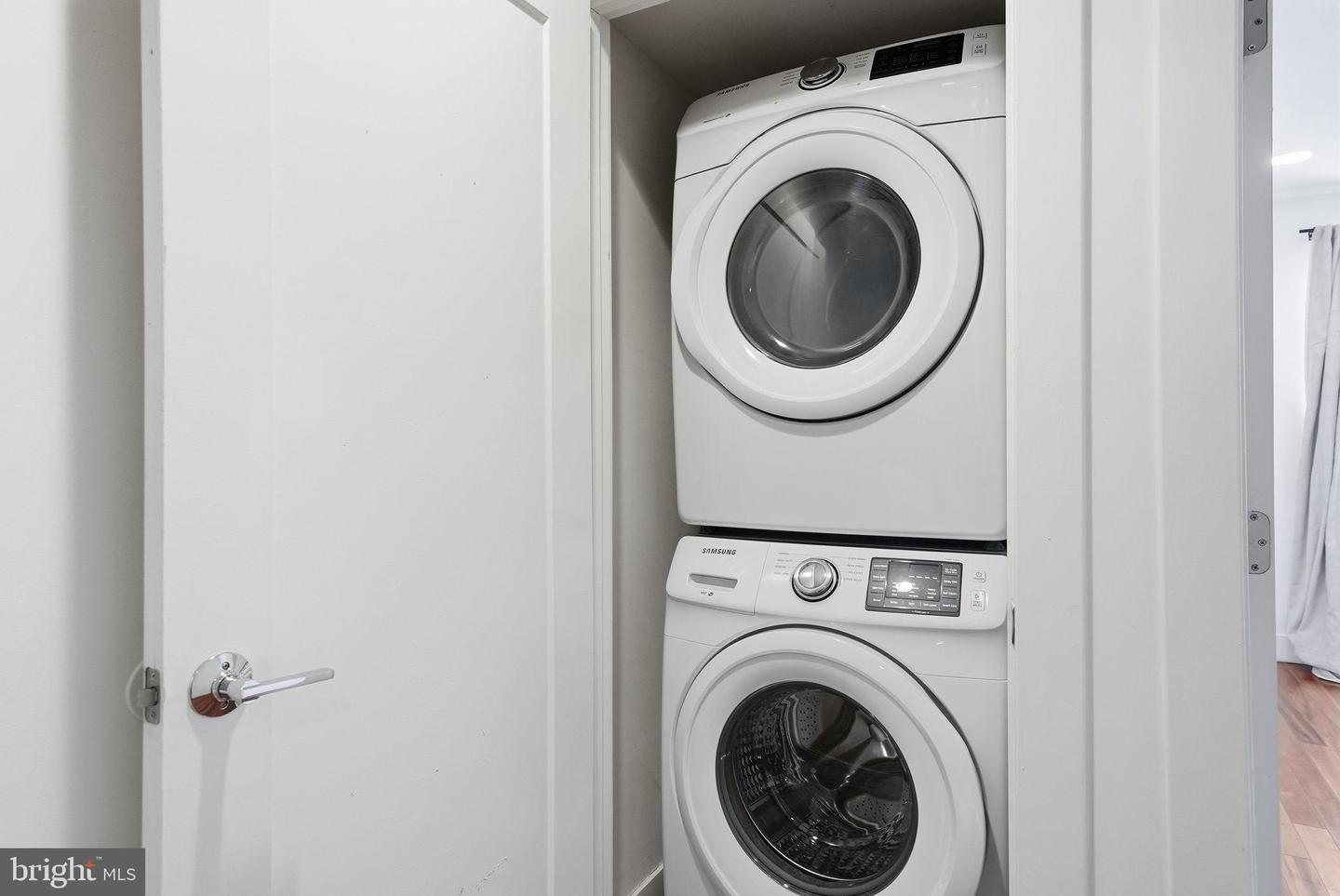 1512 F ST NE #2, WASHINGTON, District Of Columbia 20002, 3 Bedrooms Bedrooms, 9 Rooms Rooms,3 BathroomsBathrooms,Residential,For sale,1512 F ST NE #2,DCDC2244570 MLS # DCDC2244570