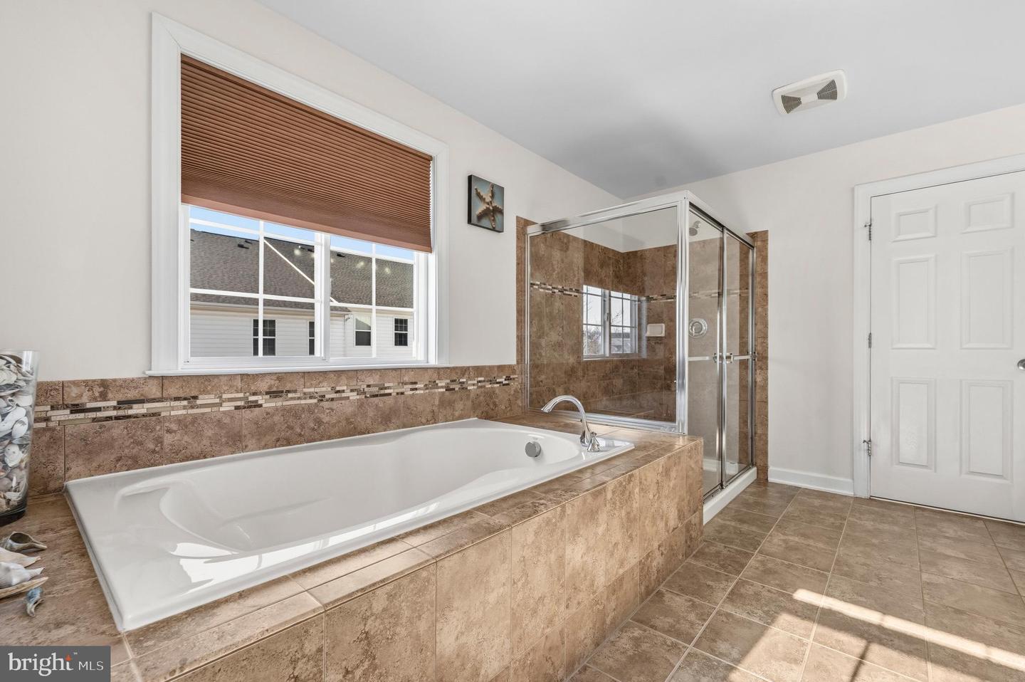 25243 BARLEY GRASS SQ, ALDIE, Virginia 20105, 5 Bedrooms Bedrooms, ,3 BathroomsBathrooms,Residential,For sale,25243 BARLEY GRASS SQ,VALO2115266 MLS # VALO2115266