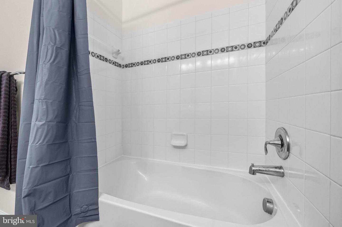 25243 BARLEY GRASS SQ, ALDIE, Virginia 20105, 5 Bedrooms Bedrooms, ,3 BathroomsBathrooms,Residential,For sale,25243 BARLEY GRASS SQ,VALO2115266 MLS # VALO2115266