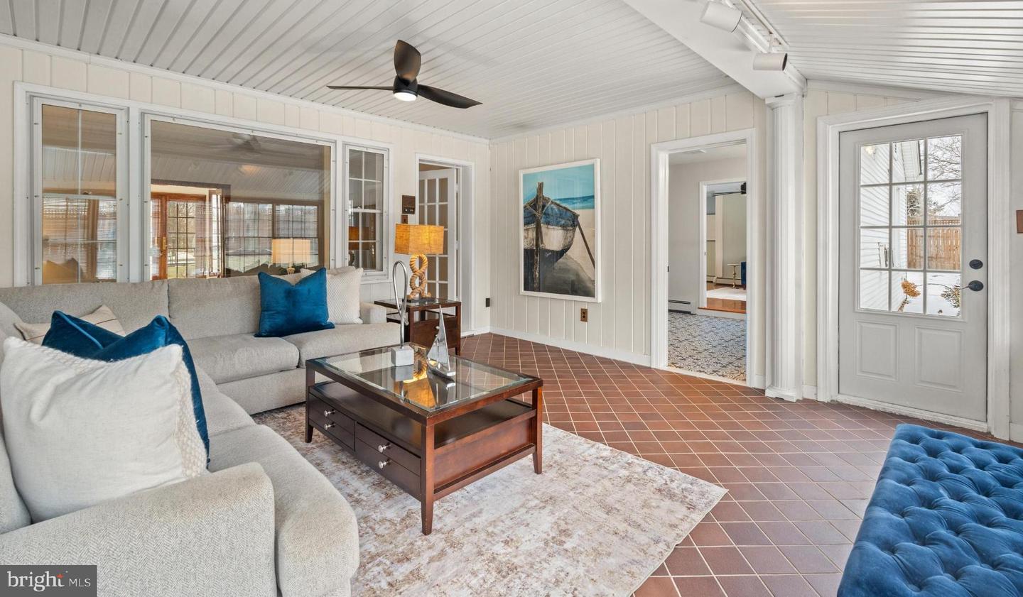 6336 OAK RIDGE DR, ALEXANDRIA, Virginia 22312, 3 Bedrooms Bedrooms, 12 Rooms Rooms,2 BathroomsBathrooms,Residential,For sale,6336 OAK RIDGE DR,VAFX2289350 MLS # VAFX2289350