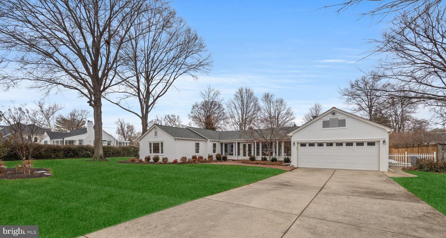 6336 OAK RIDGE DR, ALEXANDRIA, Virginia 22312, 3 Bedrooms Bedrooms, 12 Rooms Rooms,2 BathroomsBathrooms,Residential,For sale,6336 OAK RIDGE DR,VAFX2289350 MLS # VAFX2289350