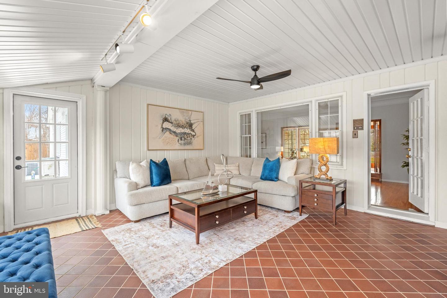 6336 OAK RIDGE DR, ALEXANDRIA, Virginia 22312, 3 Bedrooms Bedrooms, 12 Rooms Rooms,2 BathroomsBathrooms,Residential,For sale,6336 OAK RIDGE DR,VAFX2289350 MLS # VAFX2289350