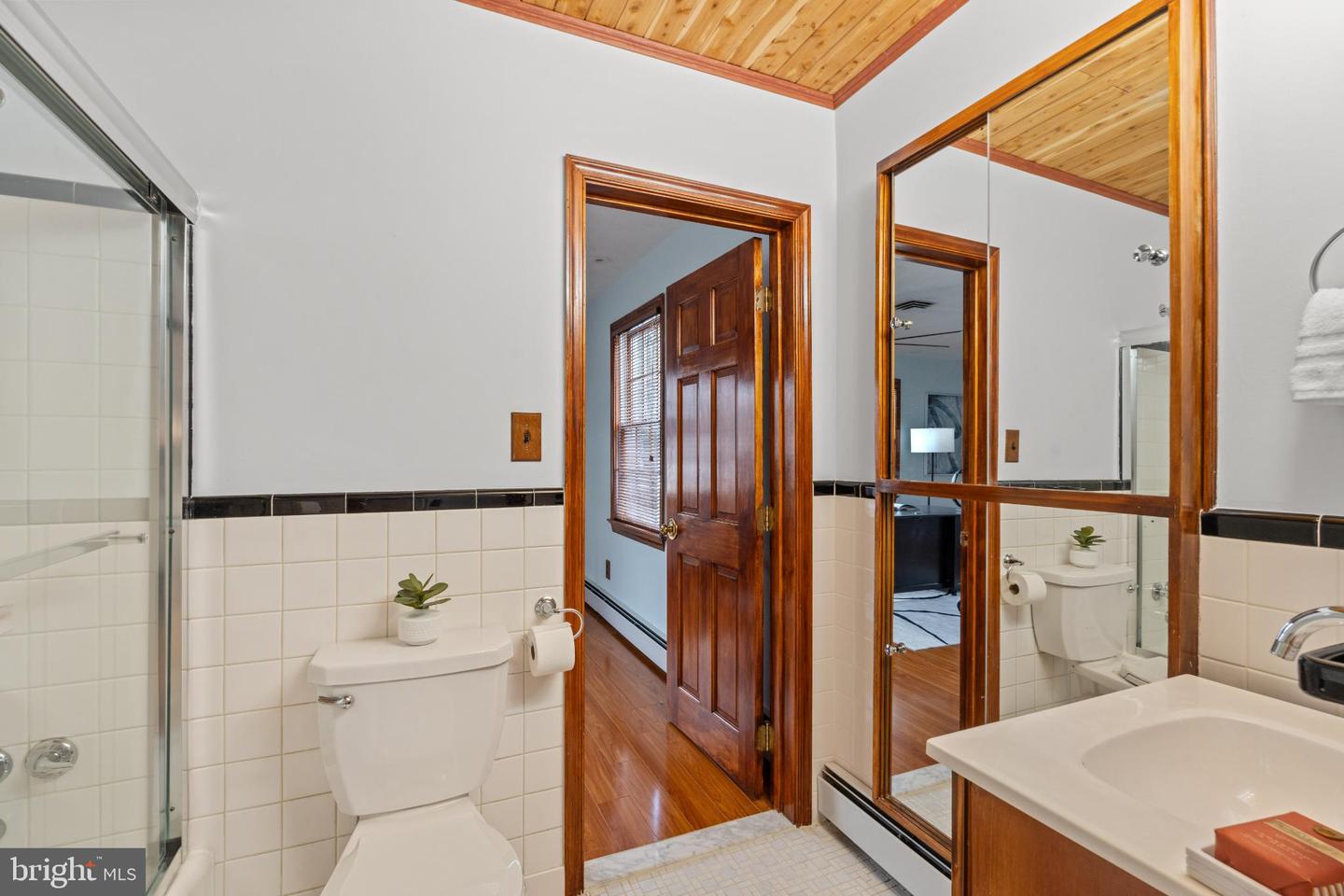 6336 OAK RIDGE DR, ALEXANDRIA, Virginia 22312, 3 Bedrooms Bedrooms, 12 Rooms Rooms,2 BathroomsBathrooms,Residential,For sale,6336 OAK RIDGE DR,VAFX2289350 MLS # VAFX2289350