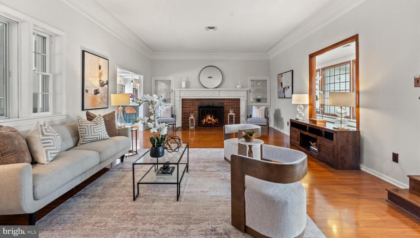 6336 OAK RIDGE DR, ALEXANDRIA, Virginia 22312, 3 Bedrooms Bedrooms, 12 Rooms Rooms,2 BathroomsBathrooms,Residential,For sale,6336 OAK RIDGE DR,VAFX2289350 MLS # VAFX2289350