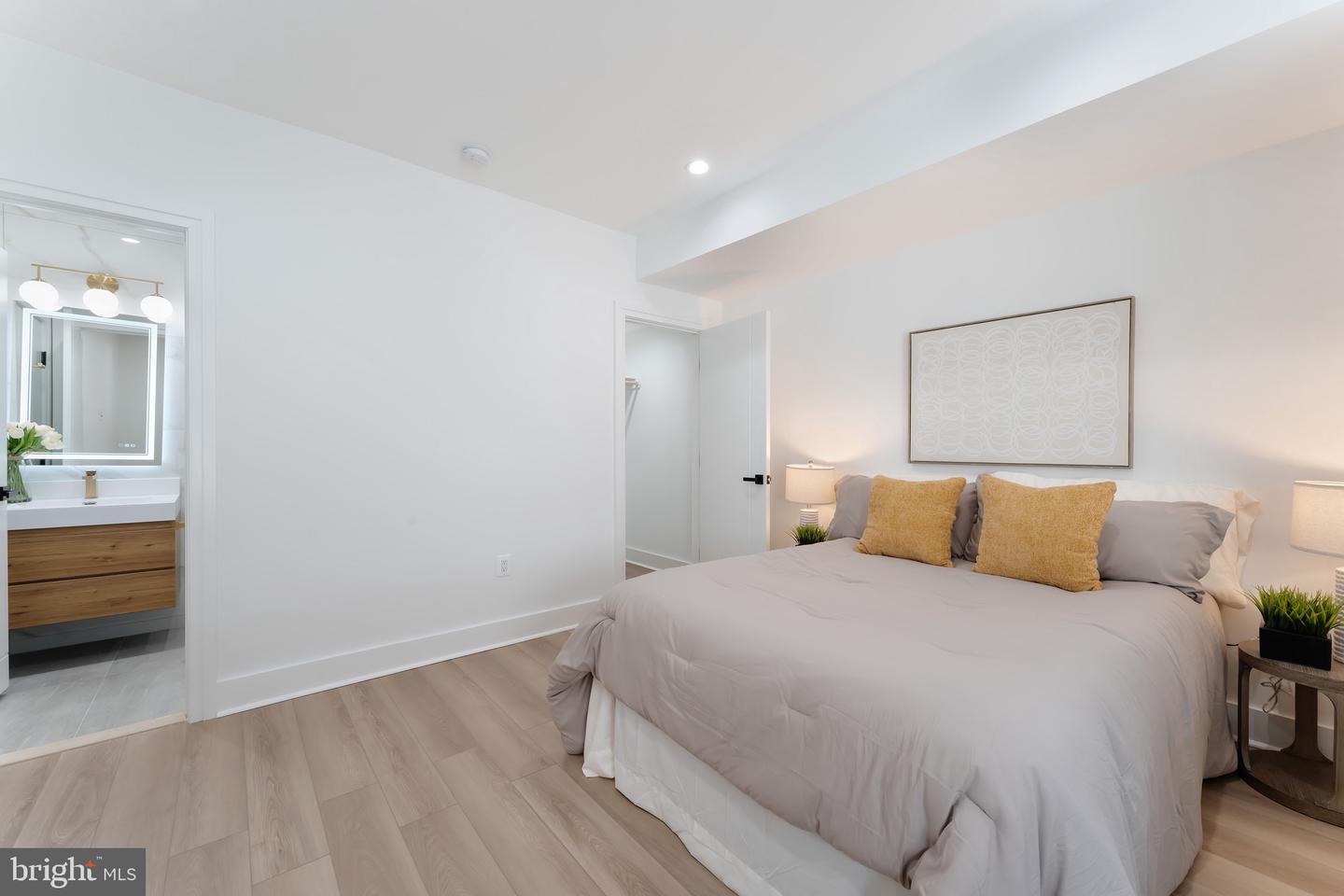 4411 1/2 ILLINOIS AVE NW, WASHINGTON, District Of Columbia 20011, 5 Bedrooms Bedrooms, ,5 BathroomsBathrooms,Residential,For sale,4411 1/2 ILLINOIS AVE NW,DCDC2245012 MLS # DCDC2245012